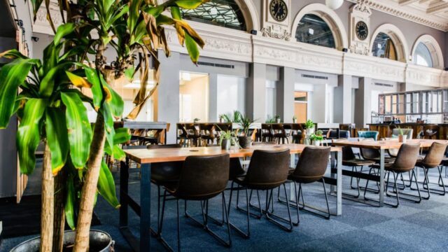TechArtista-Downtown-Coworking-Desk.jpg
